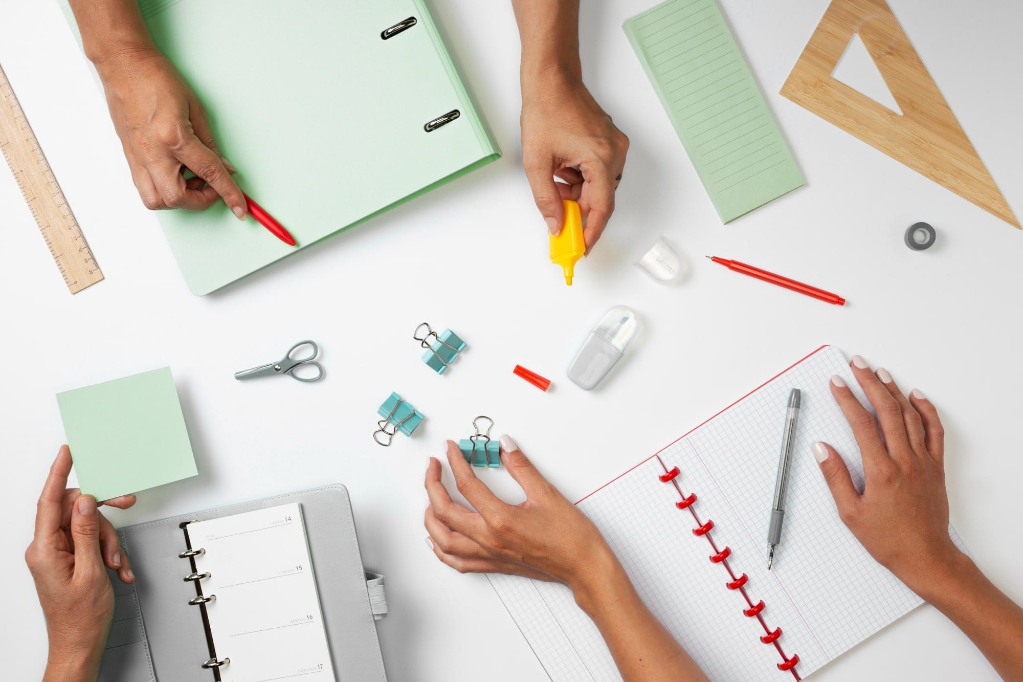 Quasi-Experimental Design: Key Concepts and Practical Examples | Aithor Blog, image size:2000x1333